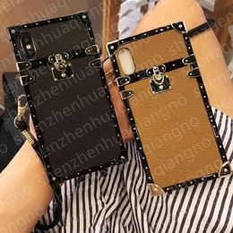 Retro Trendy Print Letter Phone Cases für iPhone 14 14pro 13 Mini 13pro 12 Mini 12pro 11 Pro X XS MAX XR 7 7plus 8 8plus 6 6s Plus TPU PU Leder Back Cover Fashion Show