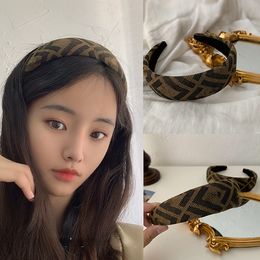 French Style Sponge Headband Letters Retro Wide Version Thickened Internet Celebrity Ancient Styles Presbyopic Hair Band