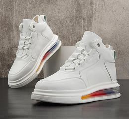 Sneakers per piattaforma da uomo Sneaker Top designer top traspiranti moca