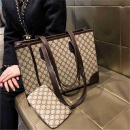 Designer handbag Store 60% Off Stuff Sacks bag 2023 new style portable Tote Bag popular simple one shoulder mother women