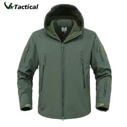 Mens Jackets Military Shark Skin Soft Shell Tactical Windproof Waterproof Jacket Army Combat Hooded Bomber Coats 230207