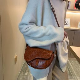 Evening Bags Vintage Stone Pattern Saddle Crossbody Bag High Quality PU Leather Simple Women's Handbag Single Strap Shoulder Messenger