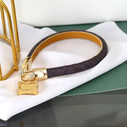Diseñador de brazalete de oro pulsera de amor pulseras de lujo diseñadores de diseñadores de diseñadores para mujeres amenazos de flores de moda