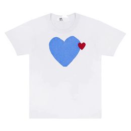 Play Designer Mens T-shirts Childrens Embroidered Love Eyes Pure Cotton White Red Heart Short-sleeved Tshirts Boys and Girls Loose Casual Tshirt Top Size 80-150 j7