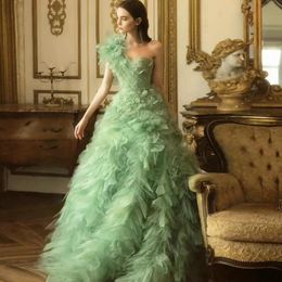 Party Dresses One Shoulder Tulle Ball Gown With Long Train Ruffles Layered Evening For Women Green Elegant Prom Dress Oversized 230208