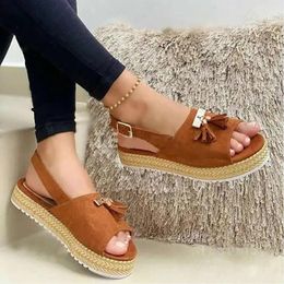 Sandals Women 2023 Soled Metal Summer Rope Tassel Thick Buckle Roman Women's Womens V Sneaker S