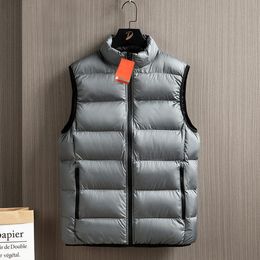 Mens Vests Designer Puffer Vest Men Waistcoat Male Winter Down Vests Unisex Couple Bodywarmer Woman Mans Jacket Sleeveless Outdoor Warm Thick Outwear Clothing