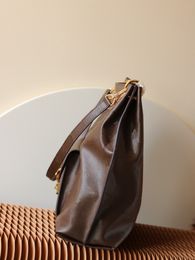 Luxurys Designers Backpack Women Embossing Leather Shoulder Bags Fashion Messenger School Bag Purse METIS Handbag225m