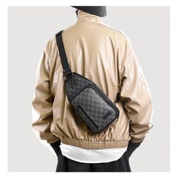 Fashion Man Messenger Bags Plaid Men Bags Shoulder Crossbody Leather Sling Bag For Male Black Single Women Backpack266r