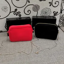 Fashion classic black and red storage bags large capacity velvet chain shopping bag popular items exquisite gifts in European and American countries