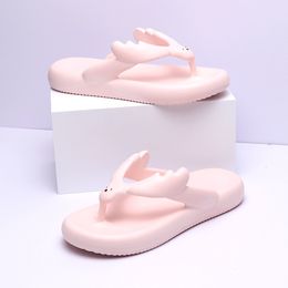 2023 Hausschuhe Mode Geweih Sommer Frauen Sandalen Fee Flache Außenkleidung Schwarz Grün Weiß Rosa Strand Hausschuhe Flip-Flops Damen Anti-Rutsch 36-40