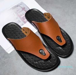 Slippers 2022Slippers Summer Flip-flops para homens Beac Brown Sandals 74 Sapatos Sapatos para banheiros n￣o deslizantes Men slides R230208