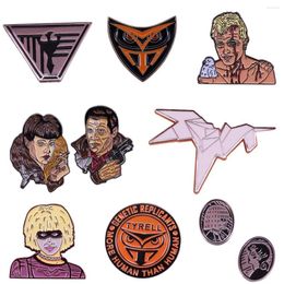 Brooches Action Sci-Fi Movie Enamel Pins Custom Space Killer Robot Love Luxury Copper Lapel Badges Hat Fun Fashion Jewellery Gifts