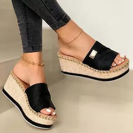 Woman High-Heeled Platfroms Casual Wedges High Heels Summer Women Sandals Peep-Toe Shoes New Fashion Slippers