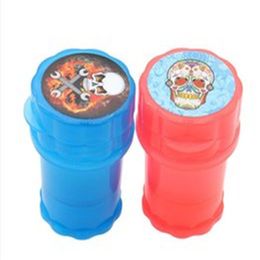 Multicolor Plastic Waterproof Bottle Smoke Grinder 60mm Individual Creative Smoke Shredder Smoke Parts Wholesale Smoking Pipes