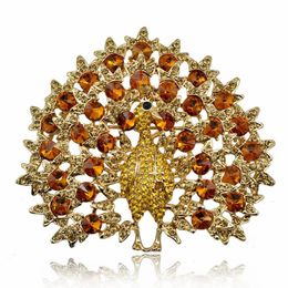Brooches Pins Rhinestone Gold Peacock Flaunting ItsTail Brooch Personality Exaggerated Big Clothing Accessories Jewelry For Women Gift