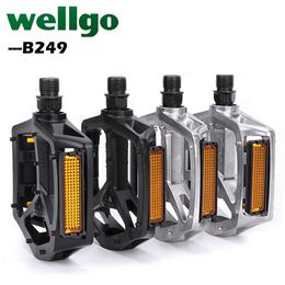 Bike Pedals Taiwan Wellgo MTB Pedal B249 DU Bearing Alloy Silver Black Hollow CagePedals For Mountain Road BMX Bike Cycling Parts Reflector 0208