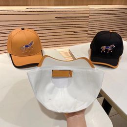Designers baseball cap solid Colour letter Animals duck tongue hats sports temperament hundred take couple casual travel sunshade hat very good