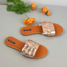 Schuhe Strand Sommer Frauen 2022 Frau Leder PU Flip Flops Flachboden lässige Freizeh