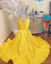Yellow Sheer O Neck Long Prom Dress For Black Girls Beaded Crystal Birthday Party Gown Ruffles Formal Mermaid Evening Gowns