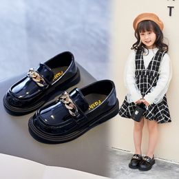 Sneakers Kids Glossy Metal Chains White PU Loafers for Girls Children Fashion Casual School Shoes Boys 230209