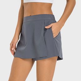 LU LU LEMONS Yoga Pantaloncini in tessuto raffreddato ad acqua Gonna a vita media con spacco laterale Pantaloncini da tennis da donna Gonne corte sportive fresche s