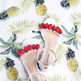 Sandals Lady Sweet Strawberry Girl Summer Cool Shoes A Button-toe White Thick Heel Beauty Ins Wind