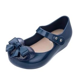 Mini Melissa Girls Summer PVC -желе -обувь мода в стиле Bowknot Soft Kids Mabd Girls Shoes Flat Beach Sandals T200411309J6226854