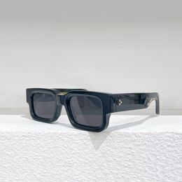 Square Retro Sunglasses Thick Black Frame Grey Lenses Men Women Glasses Funky Sunglasses Sonnenbrille Shades gafas de sol UV400 Protection Eyewear with Box