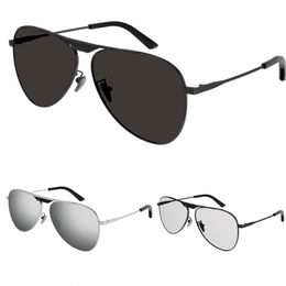 Designer Sunglasses TAG 2.0 NAVIGATOR SUNGLASSES IN BLACK Men Sunglasses For Women Gafas De Sol Summer 0244 Style Anti-Ultraviolet Designer Trendy Brand Glasses