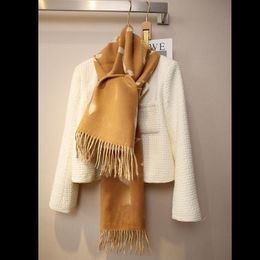 Simple Double-Sided Cashmere Letter Scarf Black Grey Wool Shawl Female Autumn and Winter Gradient Camel