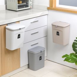 Waste Bins 7L 9L Wall Mounted Trash Can Bin With Lid Waste Bin Kitchen Cabinet Door Hanging Trash Bin Garbage Car Recycle Dustbin Rubbish 230210