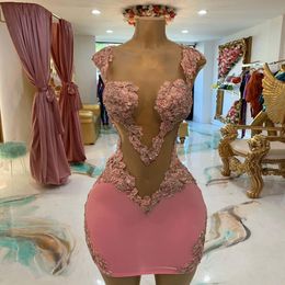 Runway Dresses Sexy Cocktail Dresses Women African Cap Sleeve Illusion Mini Evening Gowns V-Neck Lace Applique Sexy Formal Party Dress 230210