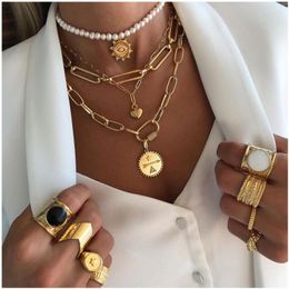 Chains Vintage Fresh Natural Pearl Chokers Chain Necklace Set Jewelry For Women Baroque Irregular Coin 2023 Multilayer
