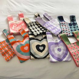 Totes Bags Fashion Heart Crochet Wrist Bag Handbags Luxury Designer Knitting Tote Brands Letter Small Shopper Bags for Women 2023 Purses 230210