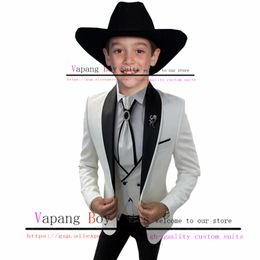 Clothing Sets White Suit Boys Pants Vest Jacket 3 Pieces Wedding Tuxedo Fashion Party Clothes 216 Years Kids Blazers W230210