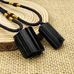 Pendant Necklaces Natural Black Tourmaline Stone Jet Type Necklace Ornaments Quartz Energy Healing Accessory Jewellery Gift