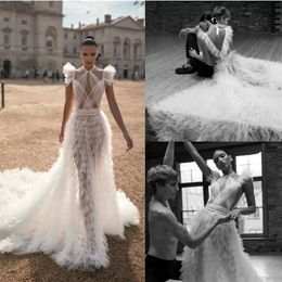 New Designer Wedding Dresses High Neck Lace Appliques Sleeveless Lace Weeding Bridal Gowns Custom Made