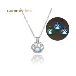 Pendant Necklaces Fashion Dog Paw Luminous Power Pearl Necklace For Women Unique Glowing Openable Pendants Punk Style Accessories Gi Dhlku