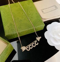 Chic Letter Pendant Women Designer Diamond Necklace Chain Europe America Party Jewelry Anniversary Gift Bijoux With BOX