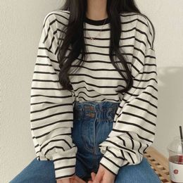 Women's Hoodies Sweatshirts Women's Sweatshirt Striped Long Sleeves Casual Loose Pullovers O-Neck Korean Fashion Oversized Sweatshirt with Hood 230209