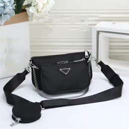 Designers 4 Colours Waist Bags Classic Style Waterproof Fanny Pack Leather Soft Fashion Cross Body Wallet Money Clip Men Black Brea238x