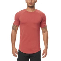Men's T-Shirts Men's Slim Fit Fitness T shirt Solid Color Gym Clothing Bodybuilding Tight T-shirt Quick Dry Sportswear Training Tee shirt Homme 230210