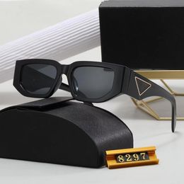 Modedesigner-Quadrat-Sonnenbrille, klassische Brille, Outdoor-Strand-Sonnenbrille für Mann und Frau, großer Rahmen, optionale dreieckige Signatur