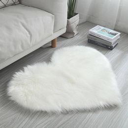 Carpets 50 65cm Imitation Wool Peach Heart Carpet Floor Cushions Mattresses Sofa Foot Pads Warm Hairy Seat Fur Rugs