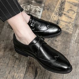 Men's Dress Shoes Men Wedding Fashion Office Leather Comfy Business Formal Italy Shoes Men Shoes Luxury shoes