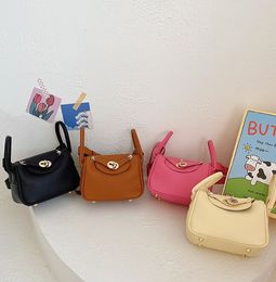 Girls pu leather handbag 2023 fashion children shoulder bags mini baby crossbody purse