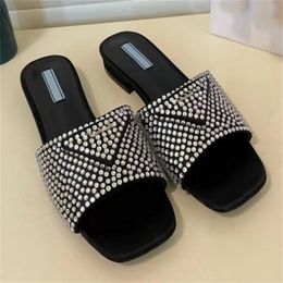 Designers women's sexy luxury pearl Rhinestone slippers platform leisure summer wide flat Beach Sandals Size 35-42