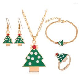 Pendant Necklaces Simple Cute Christmas Tree Necklace Gifts Alloy Chain Jewellery For Women And Girls Family Accessories