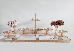 Otros Bakeware 5pcs17pcs Gold Cupcake Pastel de bodas Stand Decoración Barware Herramientas de cocina Set Direna3711145